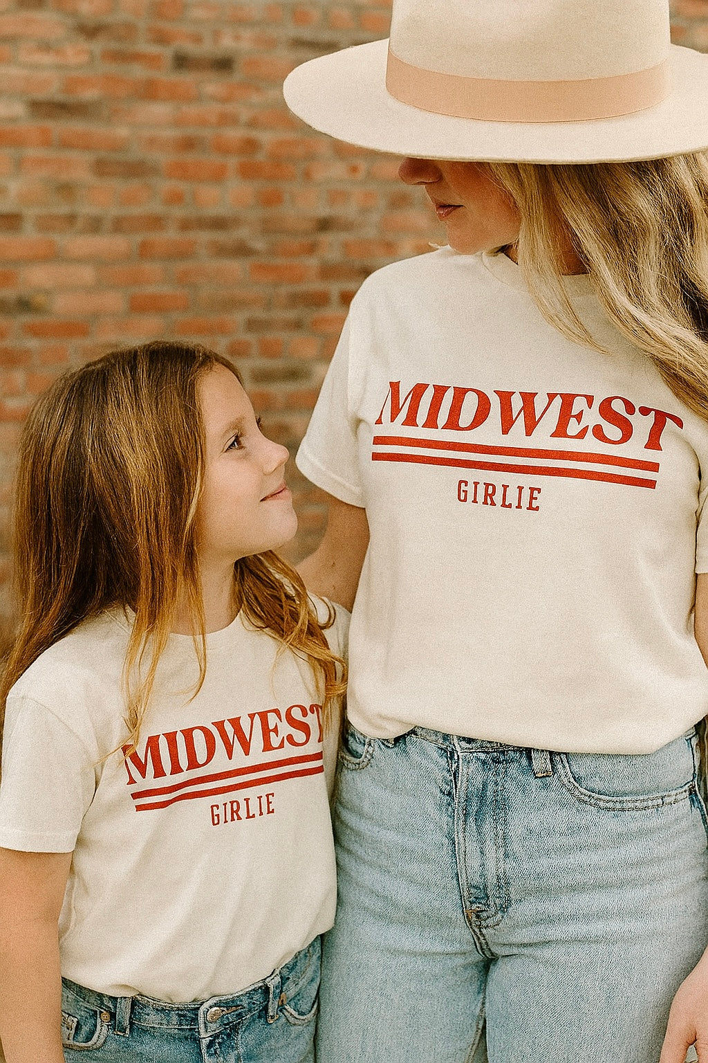 Midwest Girlie - ADULT